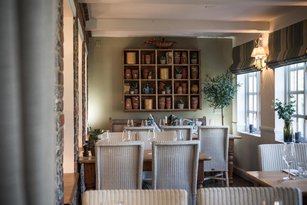 The Horse And Groom Inn Chichester Exterior foto